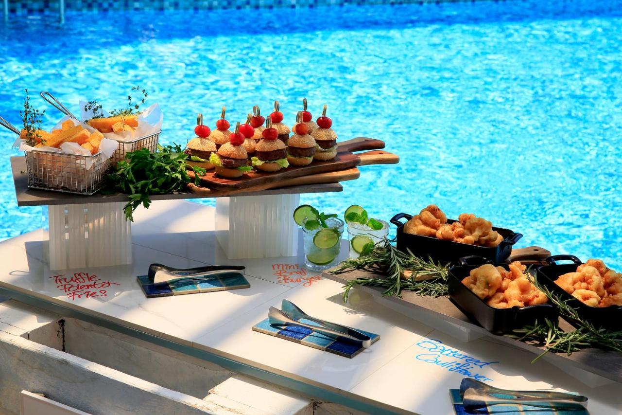 Momentus Hotel Alexandra Сингапур Екстериор снимка