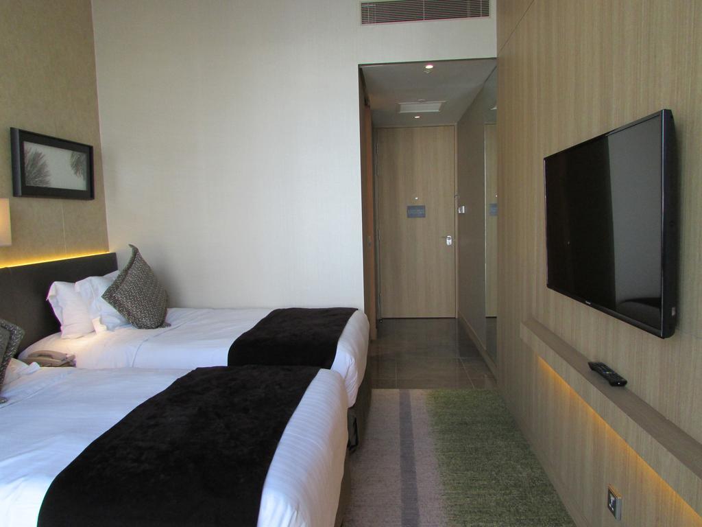 Momentus Hotel Alexandra Сингапур Екстериор снимка