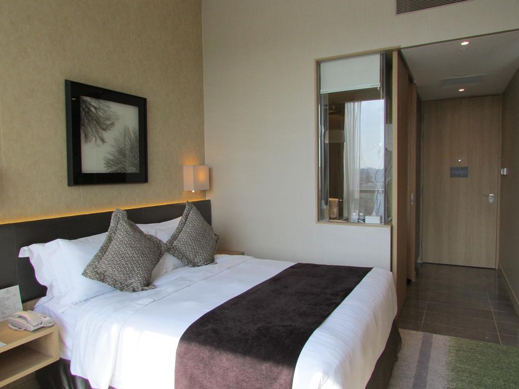 Momentus Hotel Alexandra Сингапур Екстериор снимка